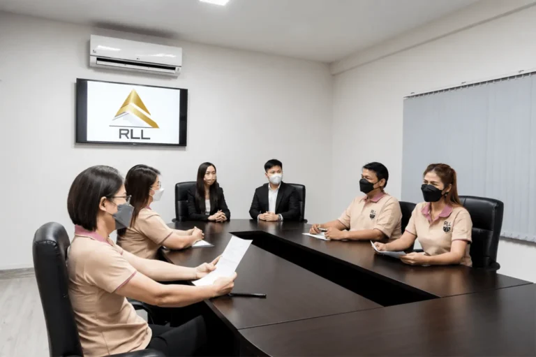 ทีมงาน RLL Plastics